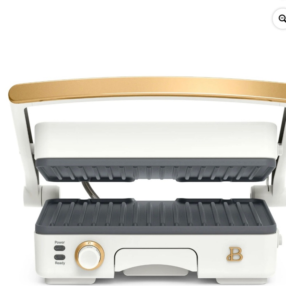 - Beautiful Drew Barrymore white icing panni press . New